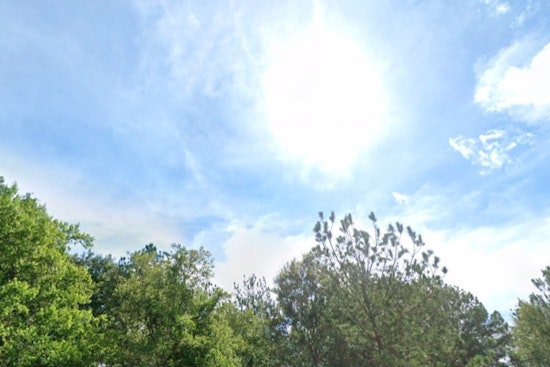 Houston Grapples with Scorching Heat and Poor Air Quality as Drought Conditions Intensify
