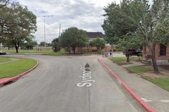 Houston Police Investigate After Man Found Fatally Shot in Fifth Ward Apartment Complex