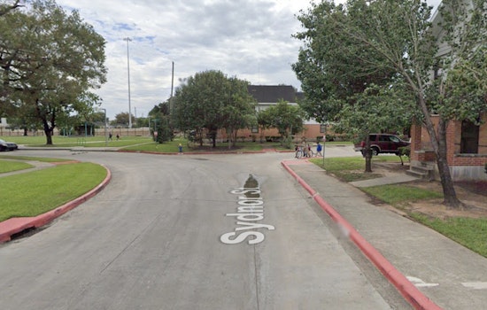 Houston Police Investigate After Man Found Fatally Shot in Fifth Ward Apartment Complex