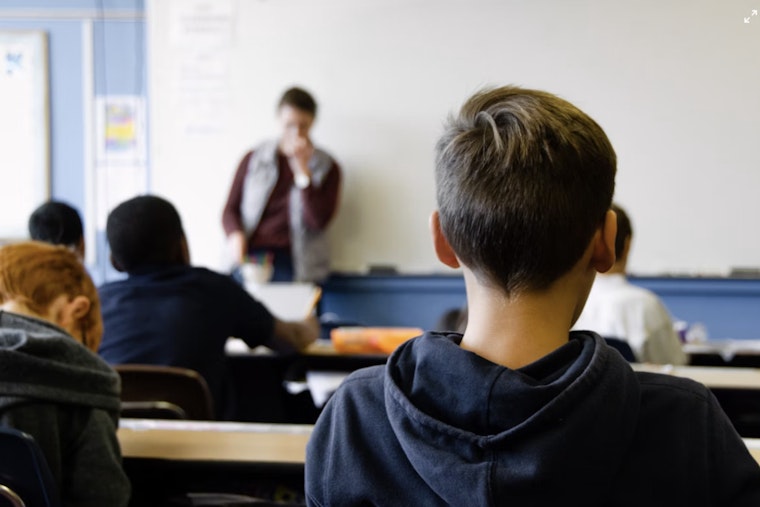 Indiana Boosts Future Teacher Incentives: Next Generation Hoosier Educators Scholarship Accepts Applications