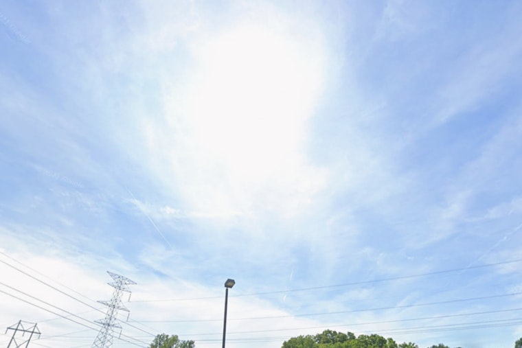 Indianapolis Basks in Sunshine as Warm Temps and Clear Skies Are Forecasted Before Rain Chances Increase Early Next Week