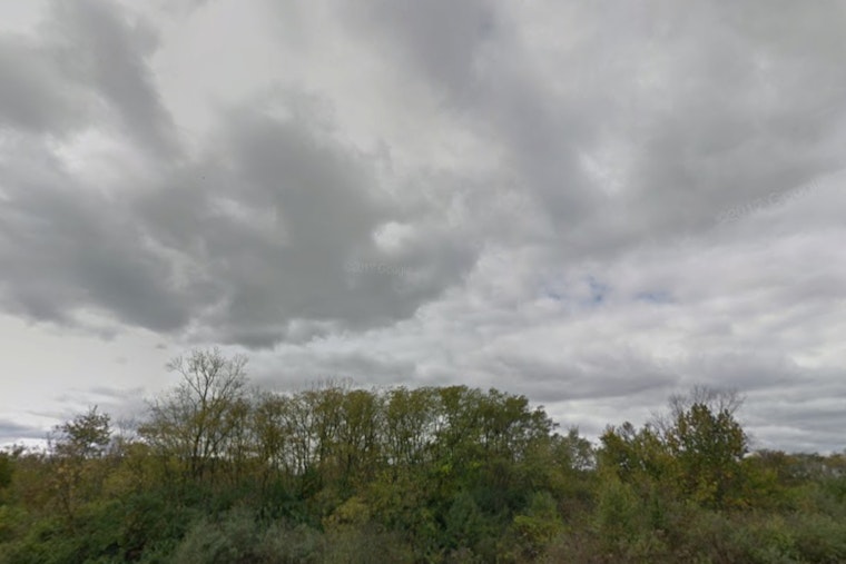 Indianapolis Braces for Cooler Temperatures and Possible Showers, NWS Reports