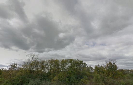 Indianapolis Braces for Cooler Temperatures and Possible Showers, NWS Reports