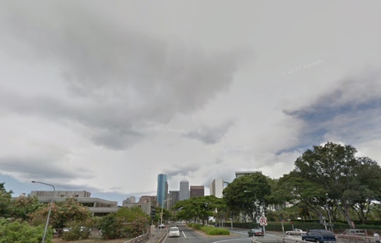 Intermittent Showers and Possible Thunderstorms in Store for Honolulu and Kauai
