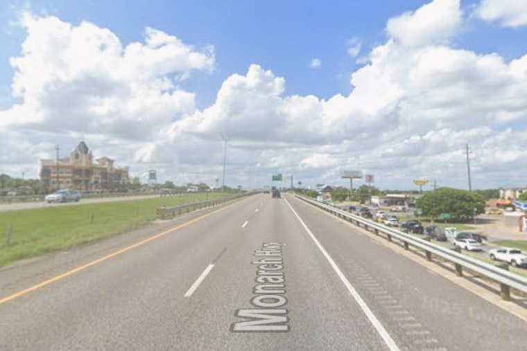 Interstate 35W Reopened in Burleson After Traffic Disruption Due to Crash