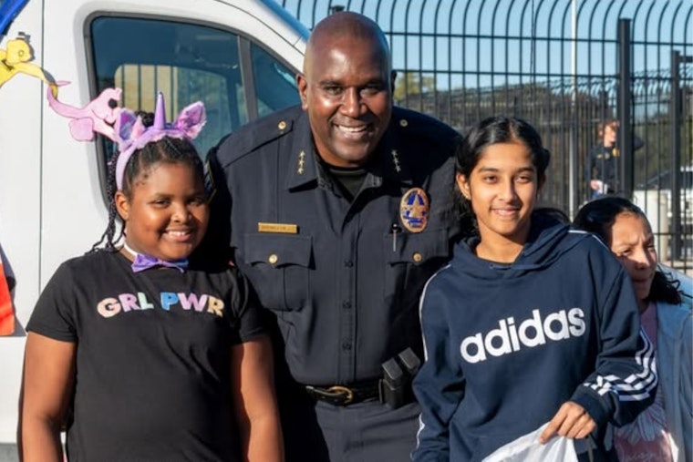 Irving Unites for Family-Friendly Fun at Annual Trunk or Treat Event with Police and Parks Department