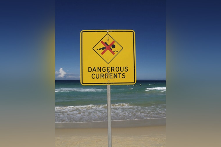 Jacksonville's NWS Issues High Surf Advisory and Rip Current Risk as Mixed Weather Approaches