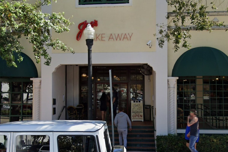 Joe's Stone Crab Kicks Off 113th Season with a Splash in Miami Beach, Bringing Economic and Culinary Waves to the City