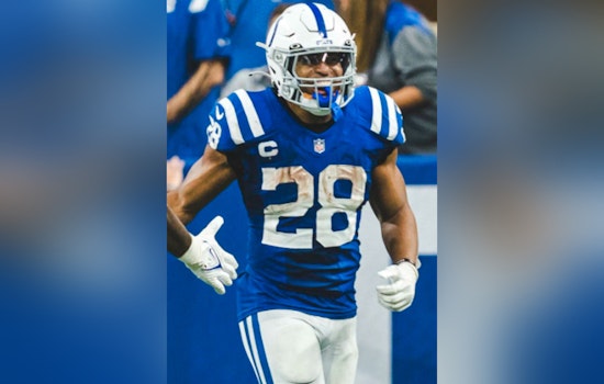 Jonathan Taylor Leads Indianapolis Colts to Stunning 40-6 Victory Over Las Vegas Raiders at Home