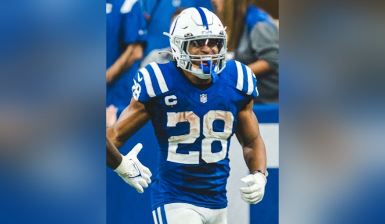 Jonathan Taylor Leads Indianapolis Colts to Stunning 40-6 Victory Over Las Vegas Raiders at Home