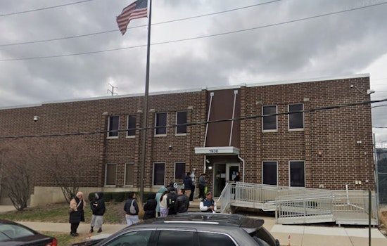Judge Orders Removal of Controversial ICE Facility Fence in Broadview Amid Protests and Safety Concerns