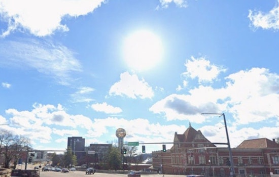 Knoxville Braces for Thunderstorms and Gusty Winds, National Weather Service Advises Caution