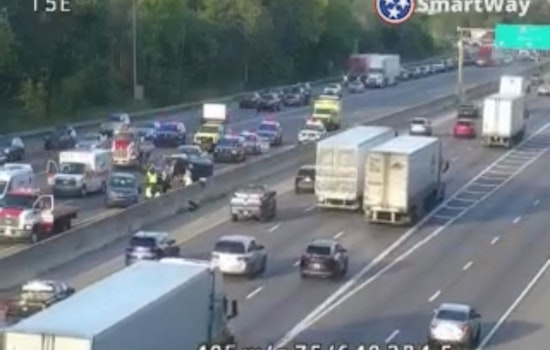 Knoxville Commuters Face Traffic Delays After Multi-Vehicle Crash on I-40 West Near Papermill Drive