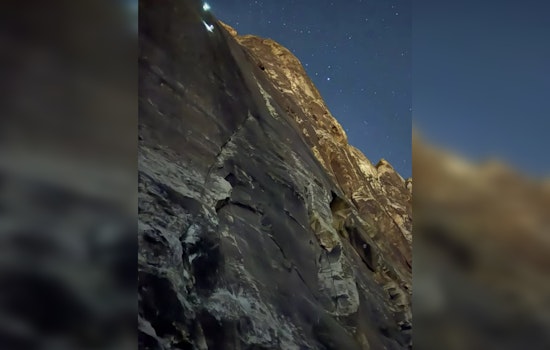 Las Vegas Search and Rescue Team Successfully Extracts Climbers from Treacherous "Prince of Darkness" Route