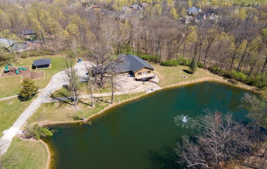 Lawrence's Louis J. Jenn Memorial Park Offers Idyllic Venue for Social Events in Indianapolis