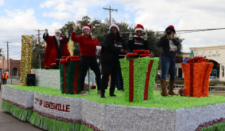 Lewisville Invites Participants for the Upcoming Old Town Holiday Stroll Christmas Parade