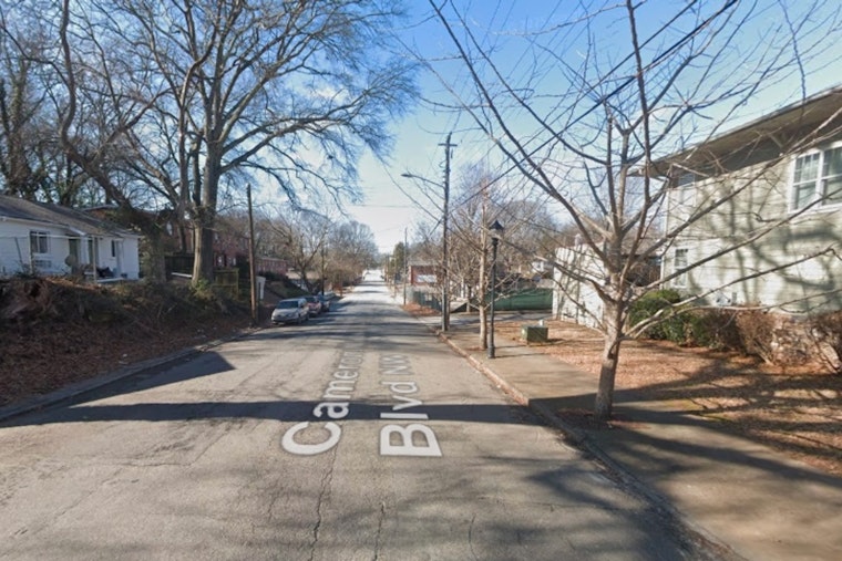 Man Found Dead with Multiple Gunshot Wounds in Atlanta Home as Homicide Investigation Begins