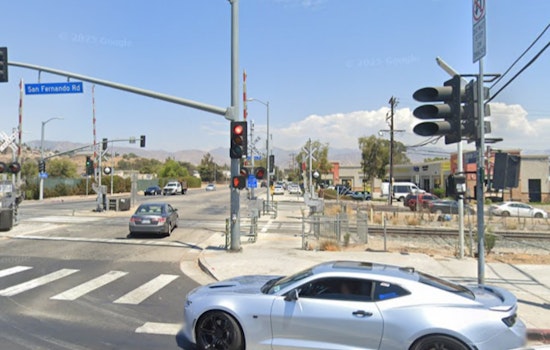 Man Survives After Being Struck by Metrolink Train in Los Angeles; Investigation Underway in Pacoima
