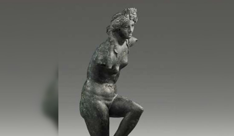 Manhattan D.A. Oversees Return of Stolen Artifacts to Poland and Italy Amid Investigation into Historical Looting