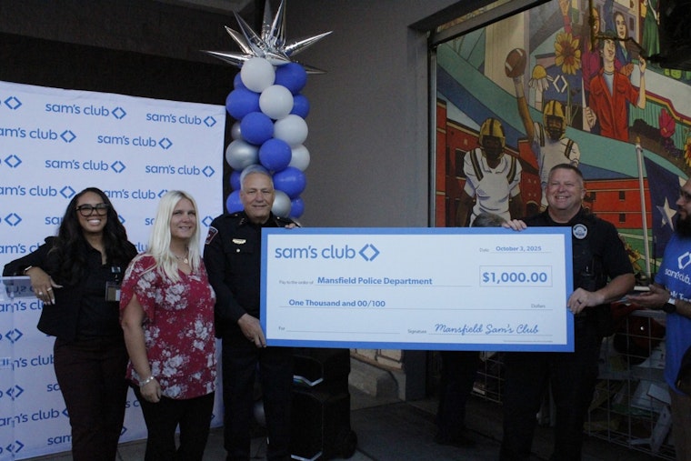 Mansfield Celebrates Sam's Club Grand Reopening with Community Support and $1,000 Police Donation