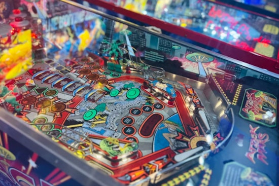 Maui Council Moves To Legalize Pinball For Kids