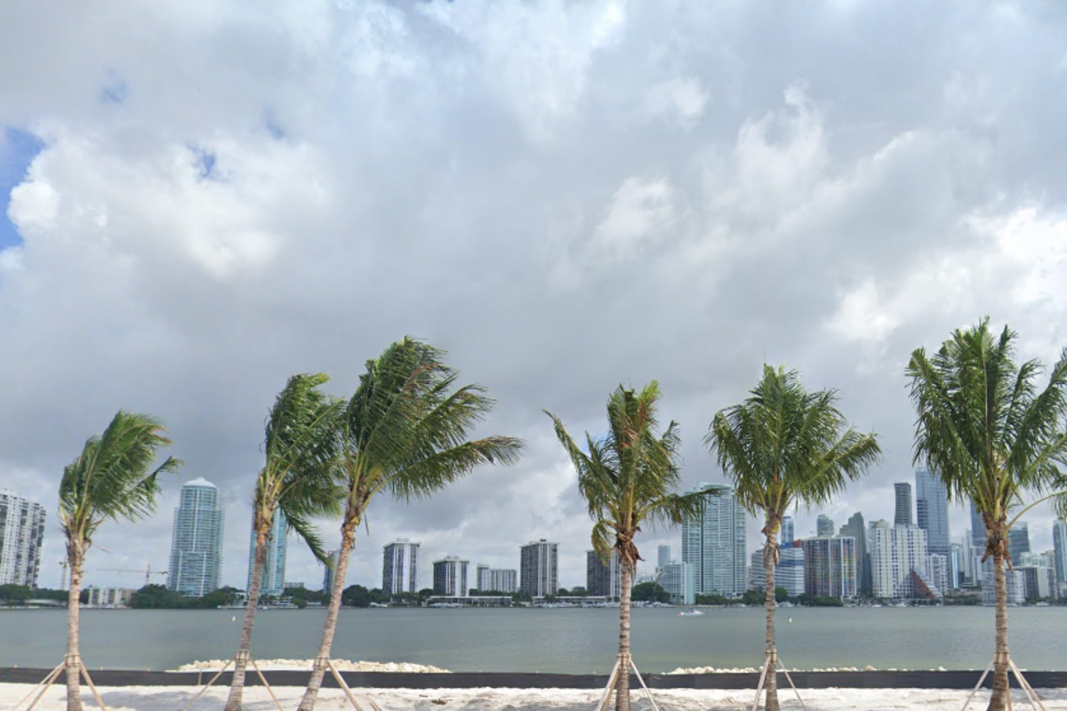 Miami Braces for Showers and Thunderstorms with Potential King Tide