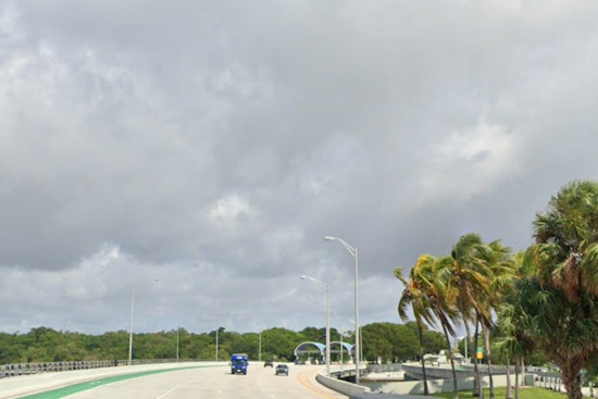 Miami Braces for Windy Weekend with Sporadic Showers and High Rip Current Risks