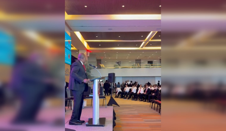 Miami Dolphins and 5000 Role Models of Excellence Project Host Event to Strengthen Bonds Between South Florida Youth and Police
