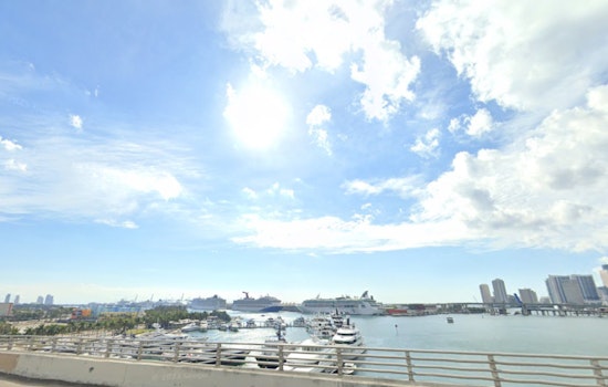 Miami Forecasts Sunny Skies with Breezy Winds and Sporadic Showers Expected This Week