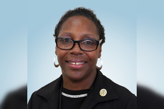 Milwaukee Alderwoman, an Ex-Military Heroine, Champions Veterans' Mental Health with Awareness Event at City Hall
