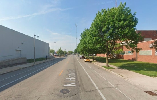 Milwaukee Police Investigate Late-Night Double Shooting on N. Holton Street