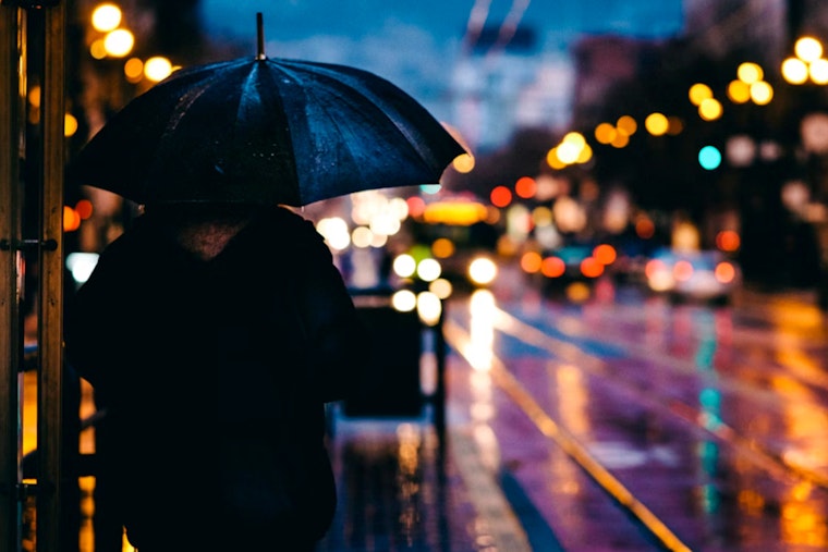 Milwaukee Weather Alert – Keep Umbrellas Ready as Showers Are Expected and Sunny Days Follow