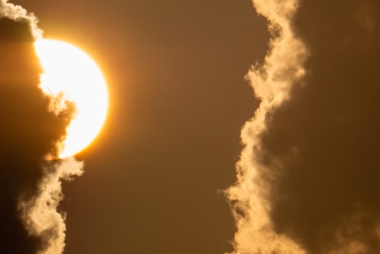 Milwaukee Weekend Forecast Brings Sunshine and Showers with Cool and Pleasant Conditions
