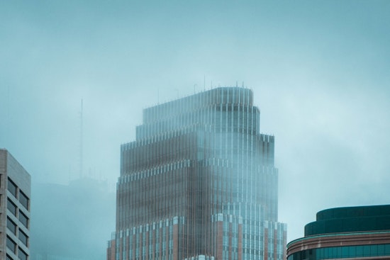 Minneapolis Braces for Unpredictable Autumn Weather with Mix of Showers and Sunshine