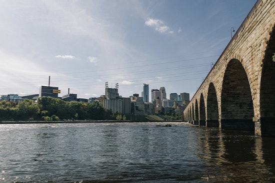 Minneapolis Forecast: Sunny Spots and Windy Showers Expected in the Coming Week