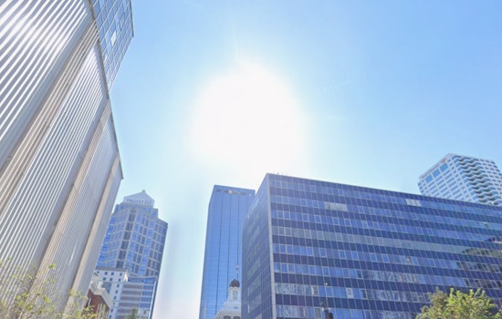Mixed Bag of Sunshine and Showers Ahead for Tampa, Warns NWS