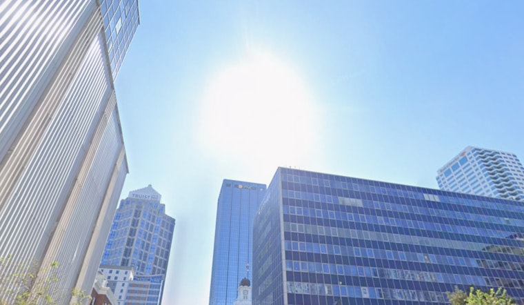 Mixed Bag of Sunshine and Showers Ahead for Tampa, Warns NWS