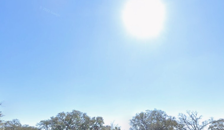 New Orleans Faces a Week of Sunshine with Weekend Showers Expected