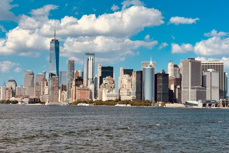 New York City Faces Varied Weather with Sunshine and Possible Showers Ahead