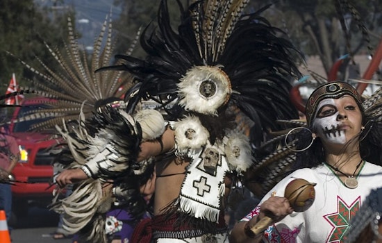 Oakland's Fruitvale District Boldly Hosts 30th Día de los Muertos Amid Immigration Concerns