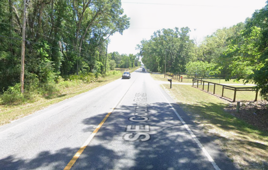 Ocala Cyclist Fatally Struck by Car on County Road 326 in Marion County