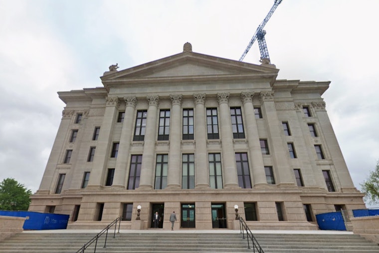 Oklahoma Lawmakers Explore Civil Judgment Expungement to Aid Financial Abuse Survivors