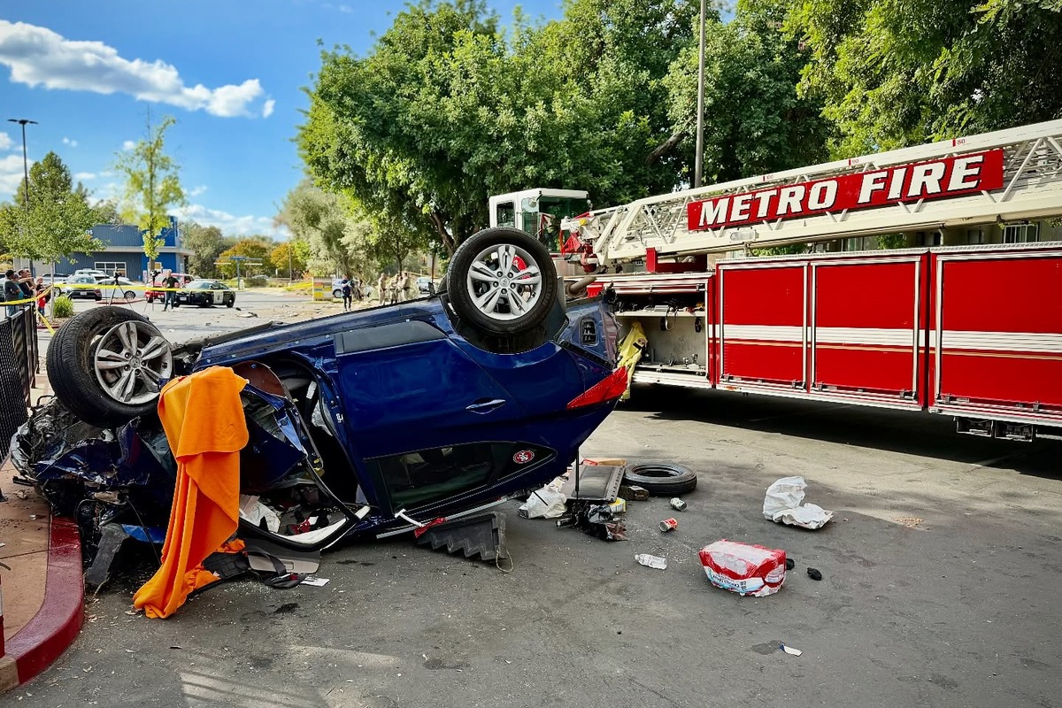 One Dead, Two Hospitalized After Vehicle Overturns at Sacramento