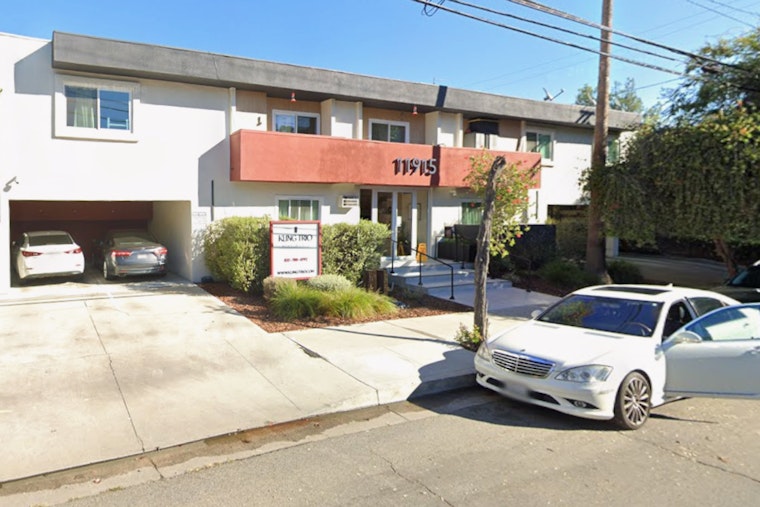 One Fatality in Valley Village Apartment Fire; LAFD Investigates Cause