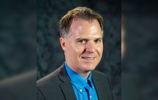 Palm Beach County's Douglas Crane Honored as SEFLIN's 2025 Library Administrator of the Year in Miami