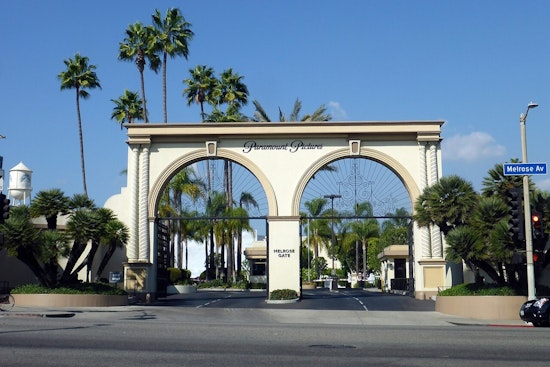 Paramount Initiates Layoffs Affecting 1,000 Employees Post-Merger with Skydance; Eyes Potential Warner Bros. Discovery Acquisition