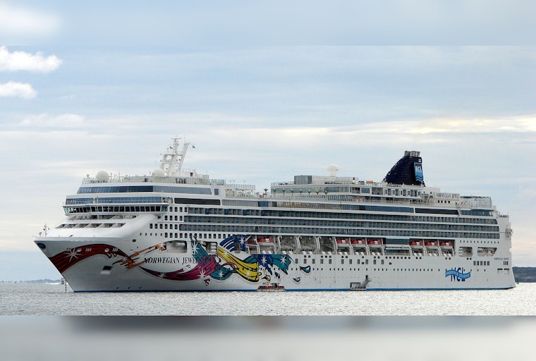 Passenger Falls Overboard on Norwegian Cruise Line Journey from Portugal to Miami, Search Efforts Unsuccessful