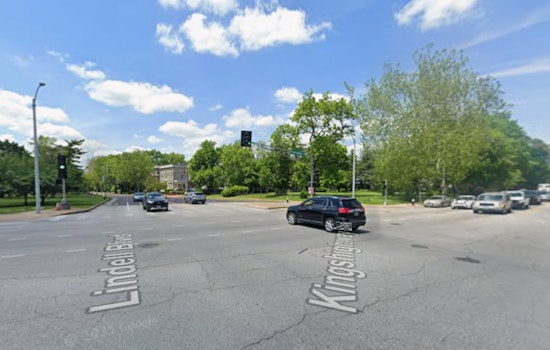 Pedestrian Struck by Vehicle at Busy St. Louis Intersection, Police Advise Caution