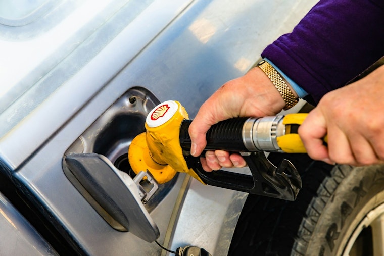 Peoria Gas Prices Follow National Downtrend, Potential Drop Below $3 Per Gallon Imminent