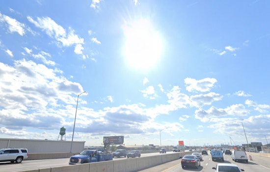 Philadelphia Enjoys a Sunny Autumn Weekend with Mild Temperatures Before Mid-Week Showers